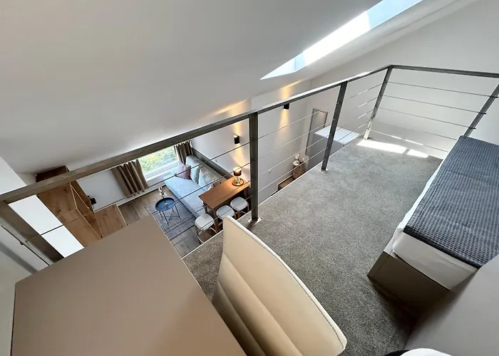 Deluxe No.10 - & 4* מאנדרה