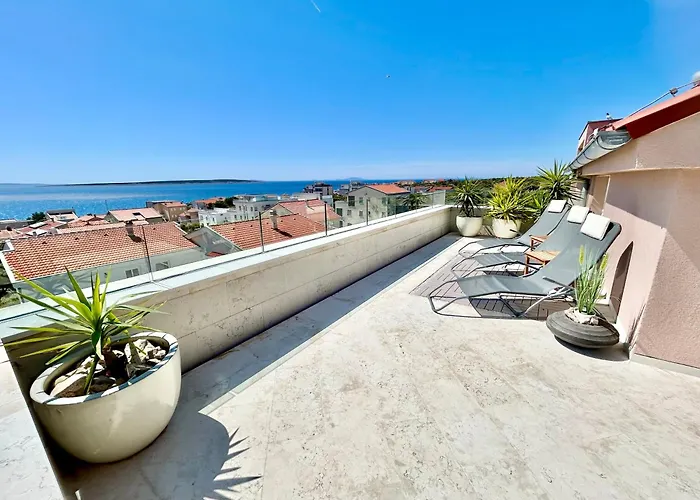 Deluxe No.10 - & בית הארחה מאנדרה