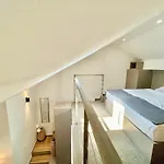 Deluxe No.10 - & 4* מאנדרה