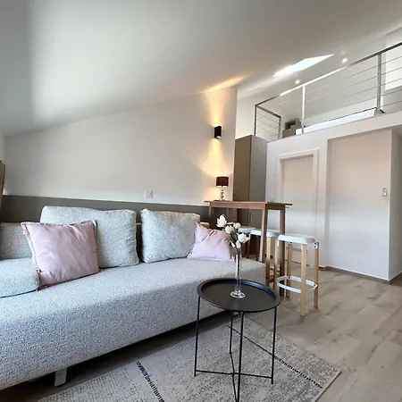 Deluxe No.10 - Rooms&apartments 4*