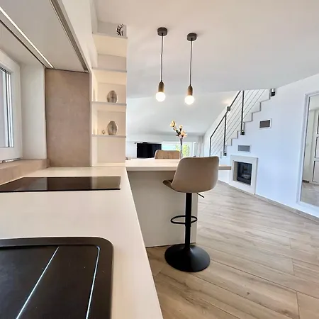 Deluxe No.10 - Rooms&apartments 4*