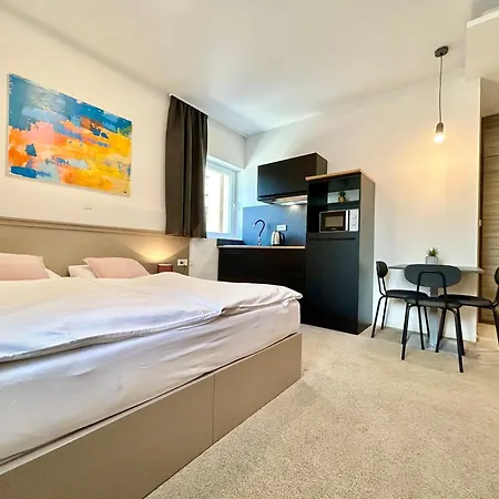 Deluxe No.10 - Rooms&apartments Gasthuis 4*