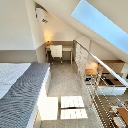 Deluxe No.10 - Rooms&apartments 4* Mandre