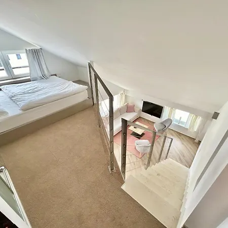 Deluxe No.10 - Rooms&apartments 4*