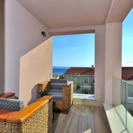 Deluxe No.10 - Rooms&apartments Affittacamere