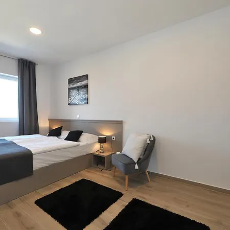 Gasthuis Deluxe No.10 - Rooms&apartments 4*
