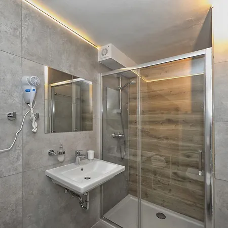Deluxe No.10 - Rooms&apartments Gasthuis