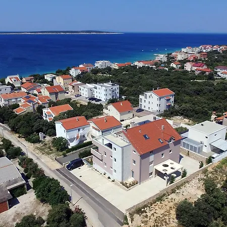 Deluxe No.10 - Rooms&apartments 4* Mandre