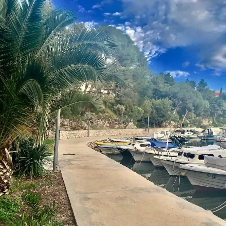 Deluxe No.10 - Rooms&apartments Affittacamere 4*