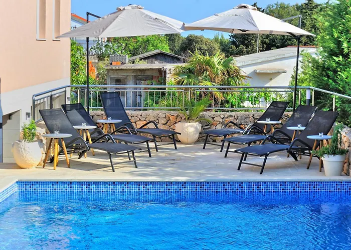 Deluxe No.10 - & בית הארחה